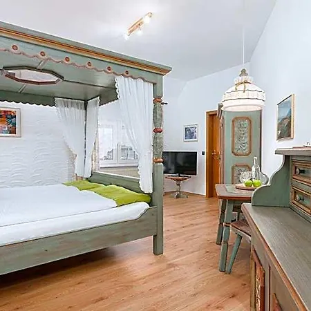 Hotel Landgasthof Hoelzer 3*