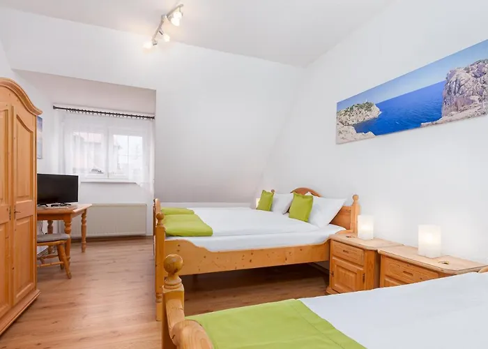 Hotel Landgasthof Hoelzer 3*